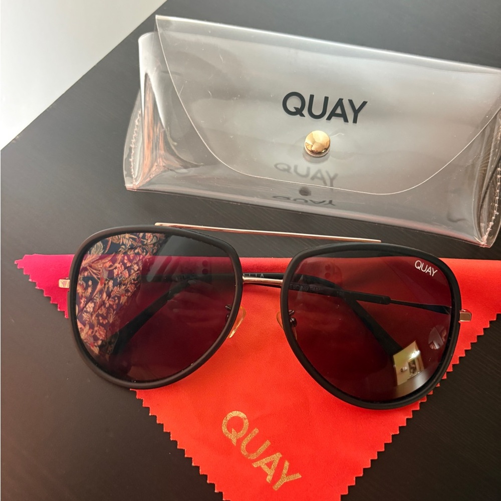 Quay Australia  Aviator Black Frame Sunglasses